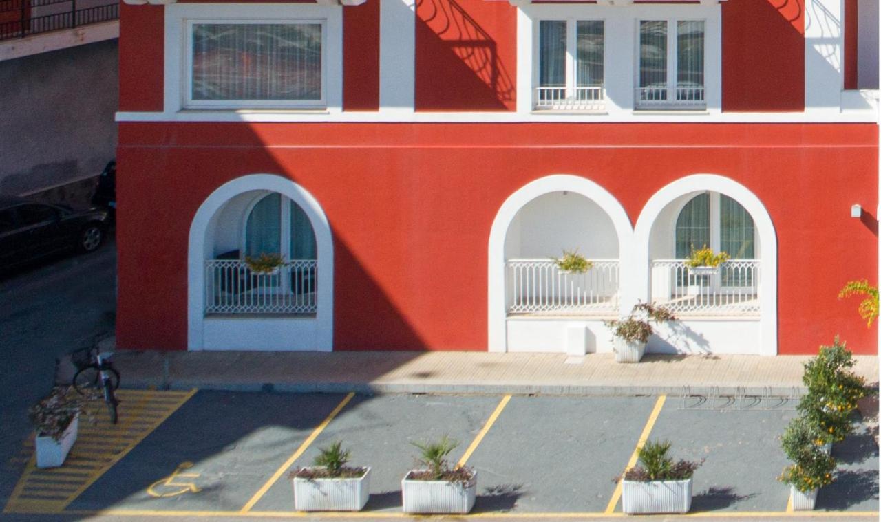 Lu' Hotel Riviera Carloforte  Zewnętrze zdjęcie