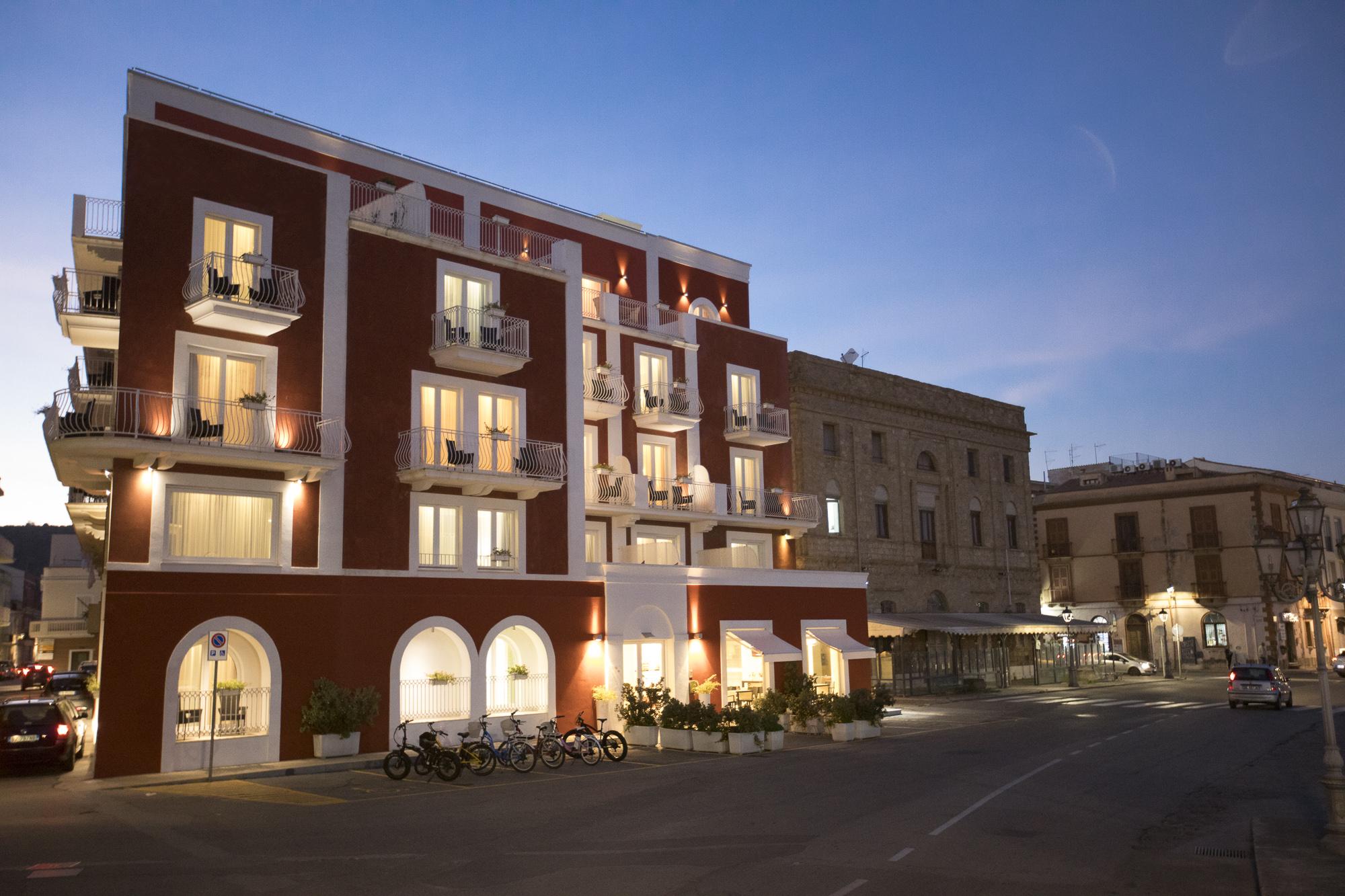 Lu' Hotel Riviera Carloforte  Zewnętrze zdjęcie