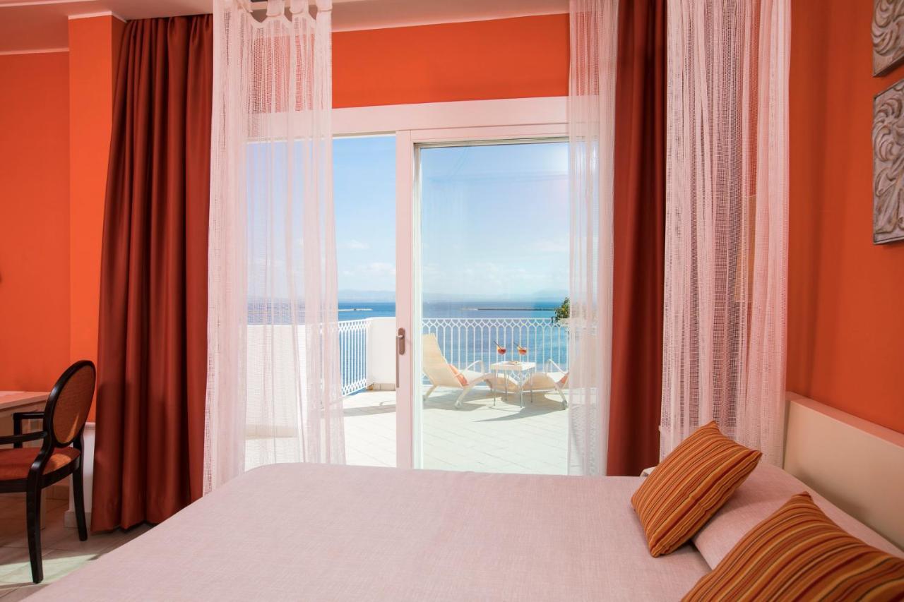 Lu' Hotel Riviera Carloforte  Zewnętrze zdjęcie